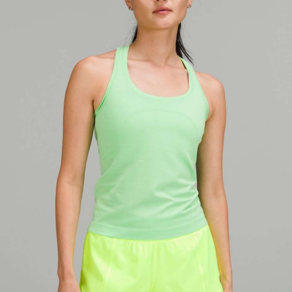 Lululemon Swiftly Tech Racerback Tank Top 2.0 *Race Length size 4, green
